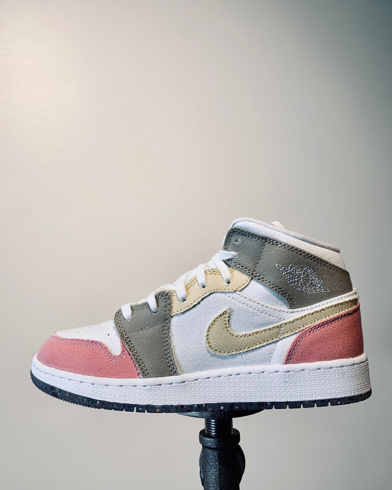 Jordan Mid SE Pastel Vivid Green Grind ALL DAY